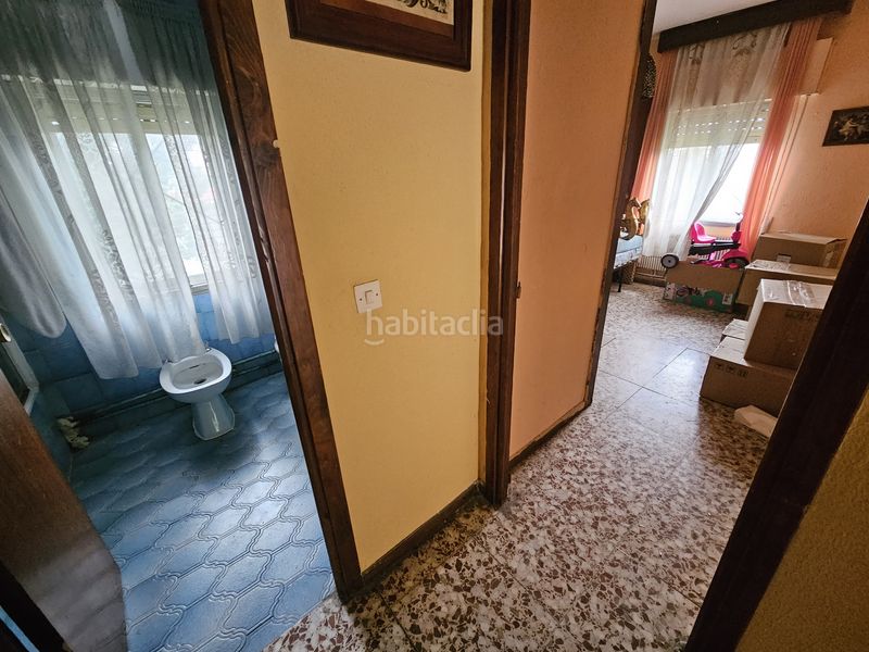 Foto a551346c-96d1-405d-ae77-eac54a7476e4. Xalet amb xemeneia aparcament piscina a Serracines