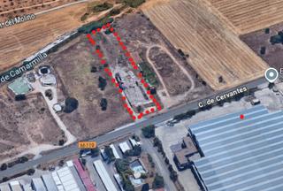 Gewerbliches Grundstück in Camarma de Esteruelas. Terreno a pie de carretera de mucho tránsito, cerca de r2