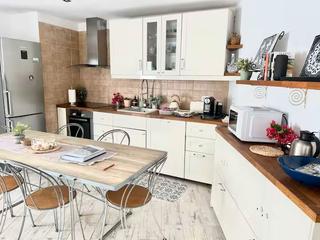 Location Appartement  Carrer del cantàbric. Vivienda exclusiva con ambiente relajante