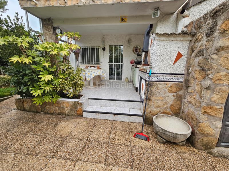 Foto d0d29480-c074-4574-8ef3-4e16cb7c5237. Xalet amb xemeneia calefacció aparcament piscina a Cabanillas de la Sierra