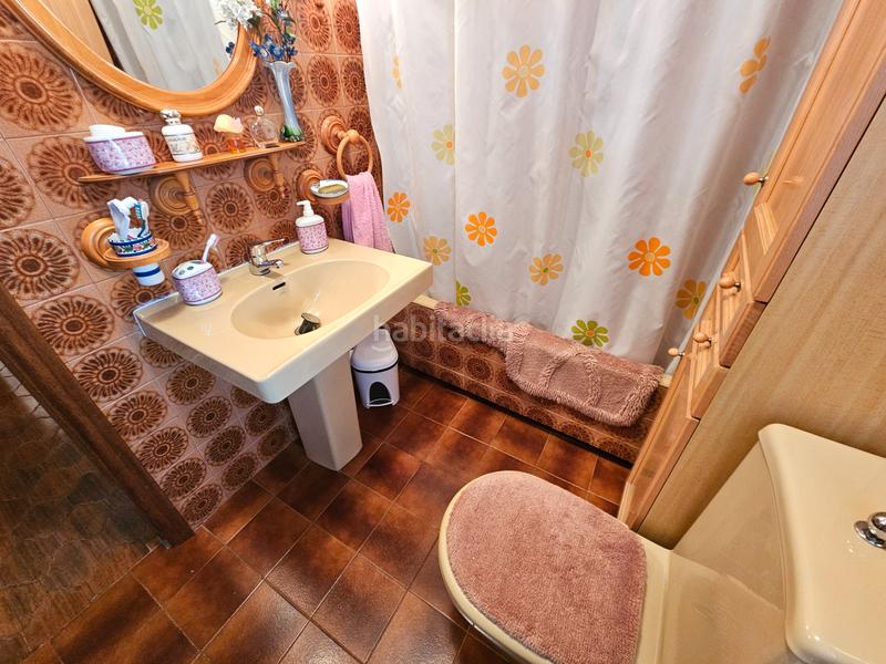 Foto ef6a0ea6-bcf3-4b1d-a245-0280e593bc0a. Xalet amb xemeneia calefacció aparcament piscina a Cabanillas de la Sierra