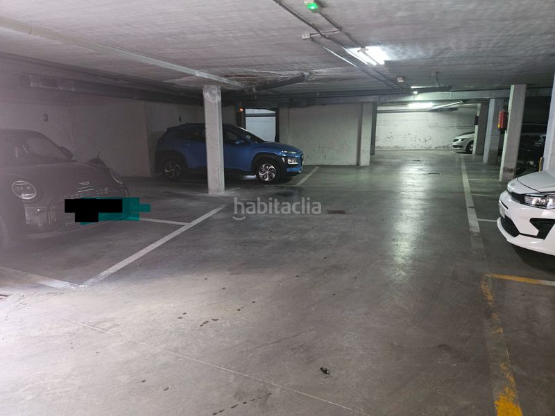 Foto 9d95c538-fae5-4b00-bf0c-c2c69daa15b9. Aparcament cotxe a calle de las azucenas 32 a Valdeacederas Madrid