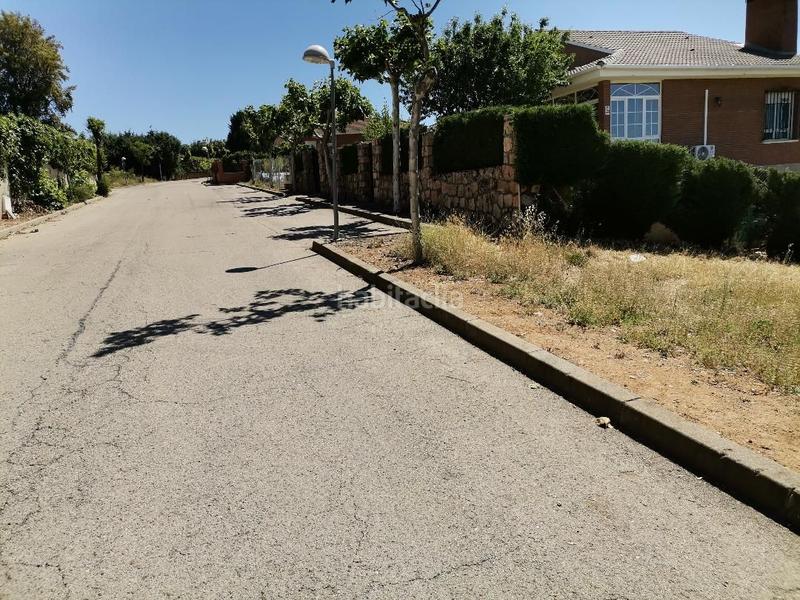 Foto ff085aab-7d7e-401c-a5b1-2923ac76eacf. Terreno residencial parcela rectangular, con espacio para casa, zona ajardinada y piscina, en caraquíz en Uceda