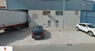 Rent Industrial building  Carrer camp de túria. Nave muy buena ubicación