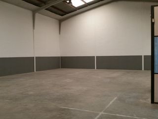 Miete Fabrikhalle  Carrer islas canarias. Nave ecónomica fase 2 fuente del jarro