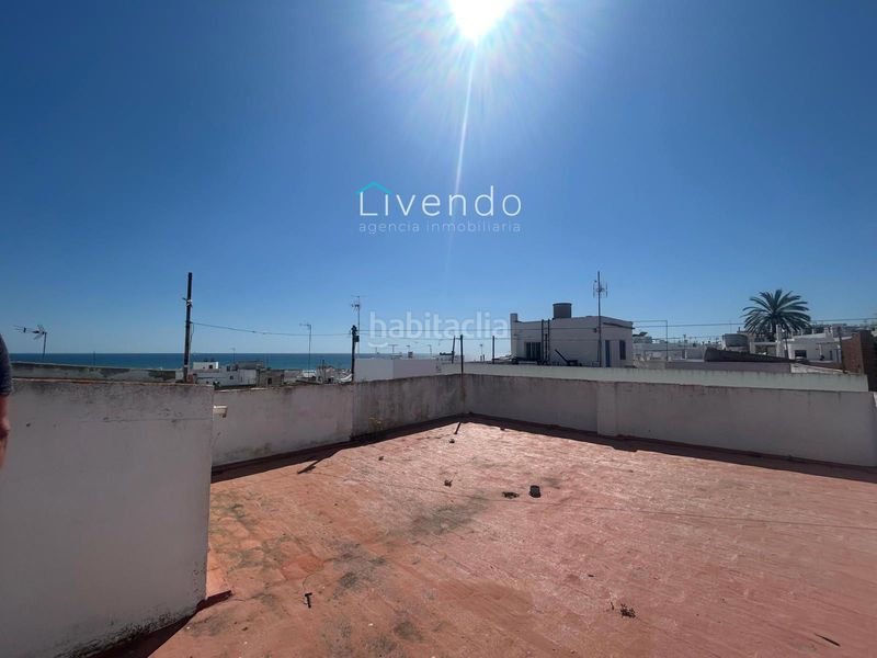 Foto 77282ec6-3c33-4e7a-ad89-6b83702ae868. Chalet edificio en el casco histórico de Conil en Conil de la Frontera
