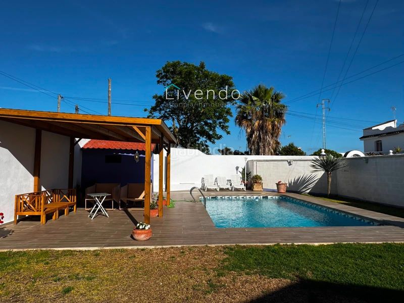 Foto 07d90ed4-de1d-444a-aa6f-8a964aa5af25. Xalet amb aparcament piscina a Conil Conil de la Frontera