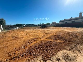 Propriété à Conil. Terreno segregado con luz y agua