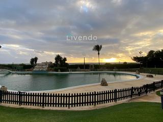 Appartement à Zahara Pueblo. Piso en venta en urbanización atlanterra playa