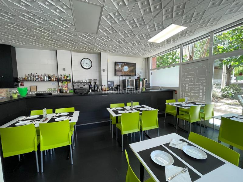 Foto 232c5c3e-fe7b-47b3-81ca-2624d44ad408. Location local commercial dans Sant Andreu de la Barca