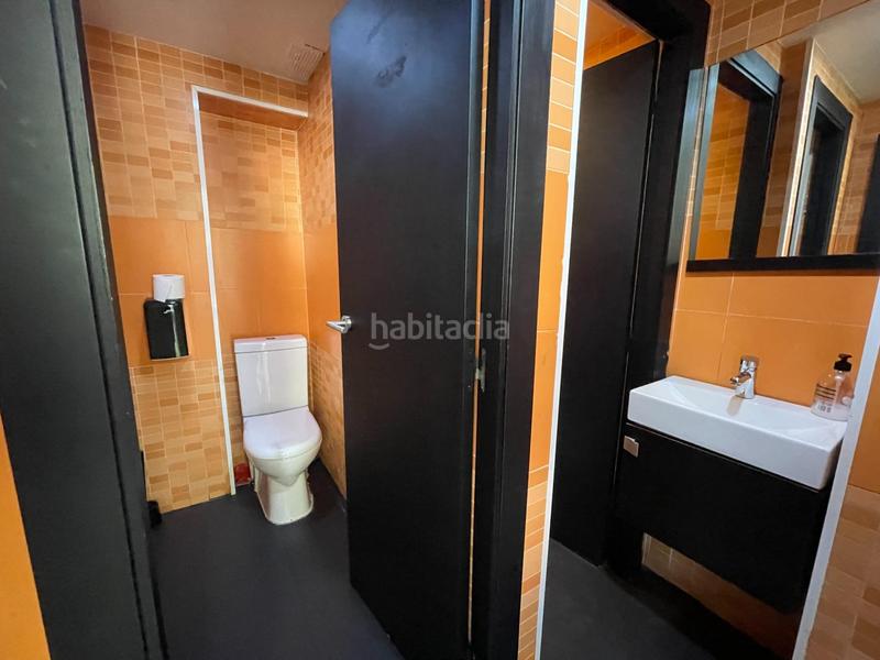 Foto f4a113f3-5564-455f-b899-71c486d16f00. Location local commercial dans Sant Andreu de la Barca