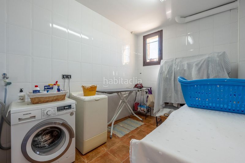 Foto b2c7dda6-71b4-4ac5-a9d9-9b10a3e6b4da. Xalet amb aparcament piscina a Castellbisbal