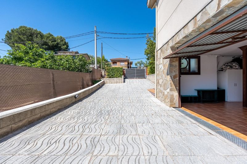 Foto d9472a16-caf7-4775-9290-164550c5b1e5. Xalet amb aparcament piscina a Castellbisbal