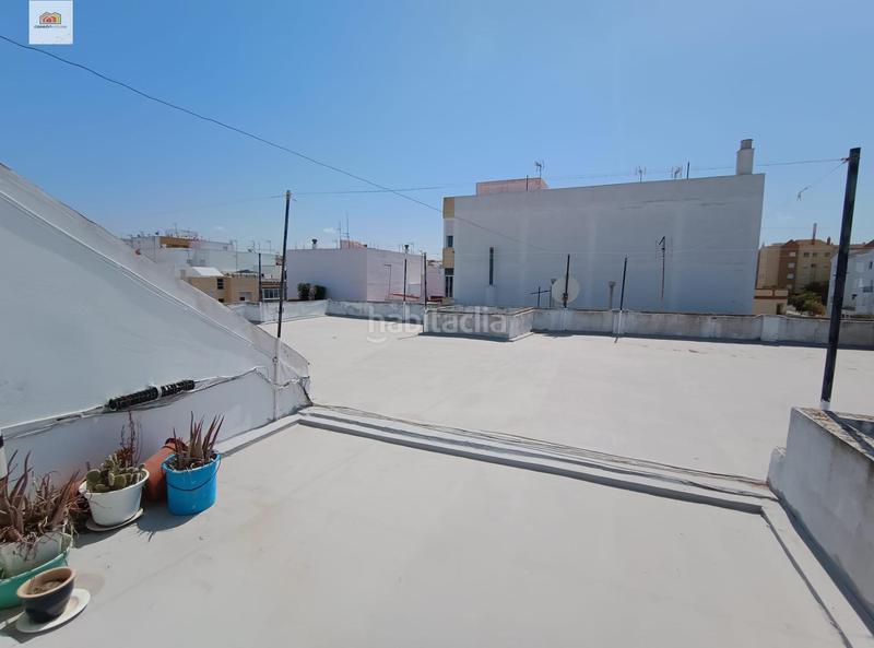 Foto 96bcab75-c007-4185-b2b4-dca958d2ef44. Pis a La Banda - Campo de Fútbol Chiclana de la Frontera