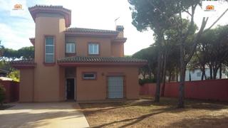 Chalet à La Barrosa. Fantastico chalet en la barrosa
