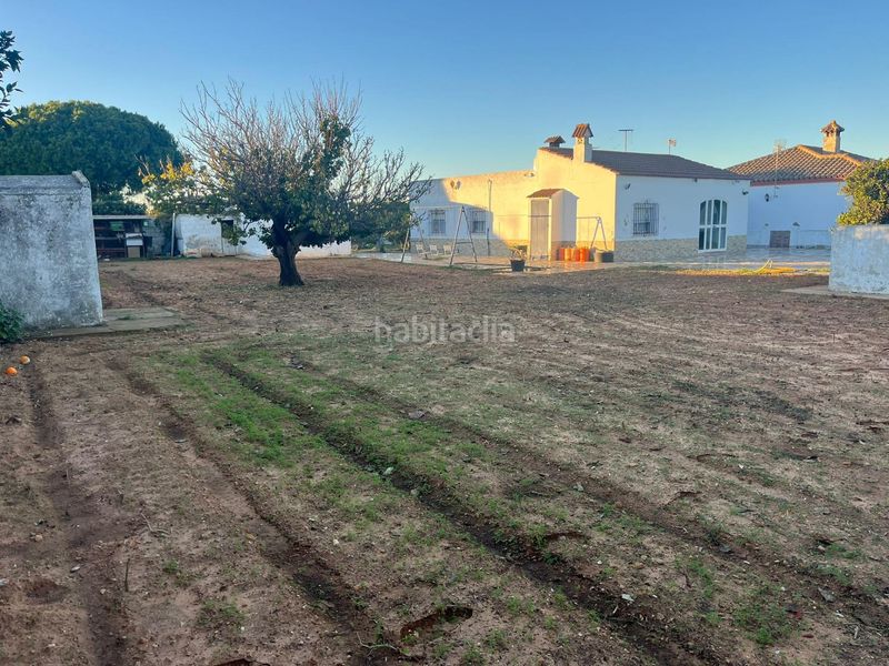 Foto f4fe4933-f437-4e4d-a290-853af1bd938b. Xalet amb piscina a Las Lagunas - Campano Chiclana de la Frontera
