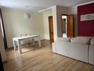 Casa en La Banda - Campo de F�tbol. Vivienda de una sola planta, ideal tanto como residencia habitua