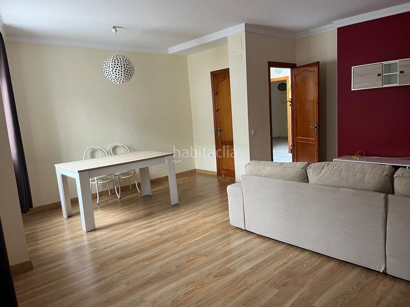 Foto 2ab77a6f-2bd4-42f6-9731-f54d2d4fdb65. Casa amb aparcament a La Banda - Campo de Fútbol Chiclana de la Frontera