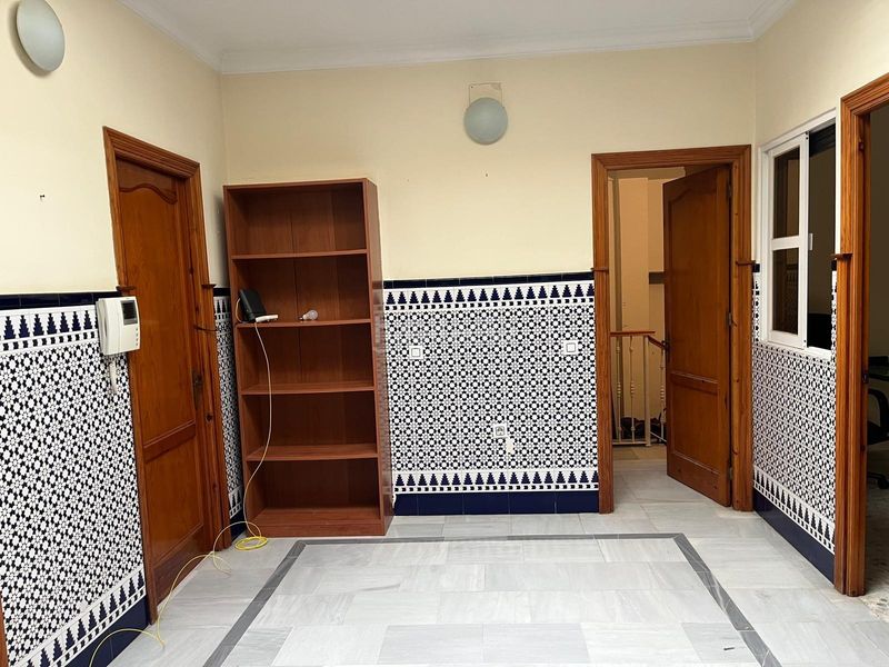 Foto 9e79222f-7696-43e2-bc2a-4f70e476d700. Casa amb aparcament a La Banda - Campo de Fútbol Chiclana de la Frontera