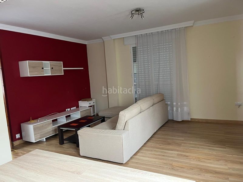 Foto f2c784e3-de93-4fbd-8b8b-900a24f0958a. Casa amb aparcament a La Banda - Campo de Fútbol Chiclana de la Frontera