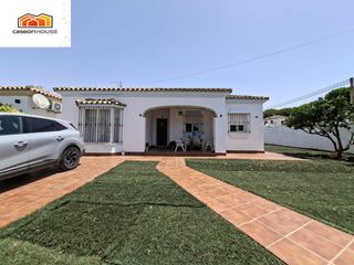 Xalet a Las Lagunas - Campano. Chalet en el pago melilla en chiclana junto novo sanctipetri
