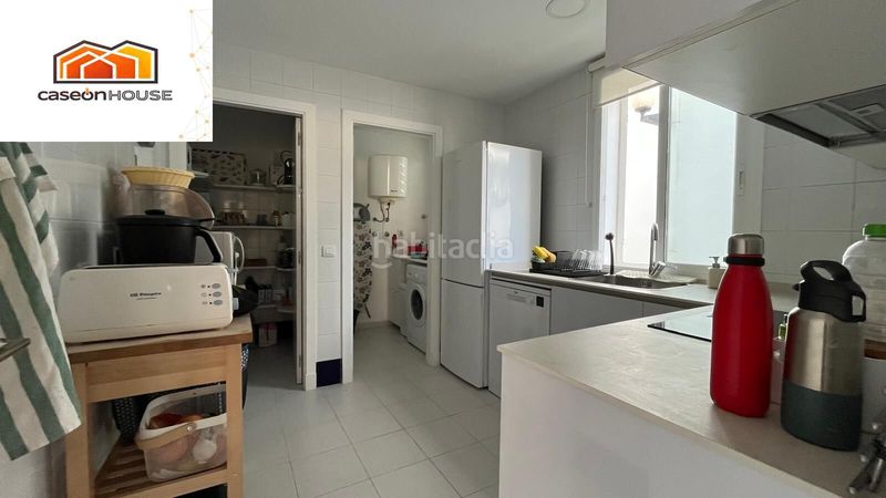 Foto 1fb023a6-cfdb-499f-8a41-864b02b22db9. Apartament amb aparcament piscina a Novo Sancti Petri Chiclana de la Frontera