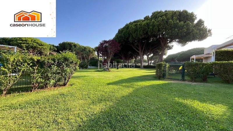 Foto a46a5285-0675-4842-b11a-885b92bb3c6e. Apartament amb aparcament piscina a Novo Sancti Petri Chiclana de la Frontera