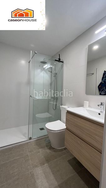 Foto e0684526-f2c7-4bf8-8903-fb6fc1462c5b. Apartament amb aparcament piscina a Novo Sancti Petri Chiclana de la Frontera