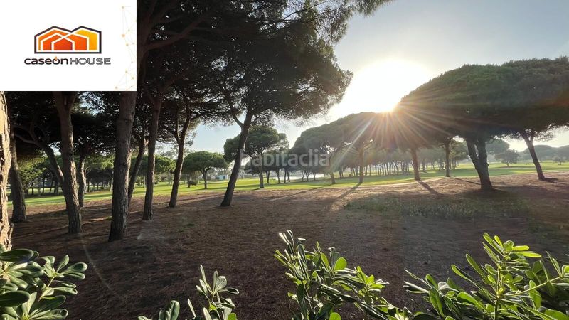 Foto f1e2c665-56c5-4df3-a3e5-436f6f73bc9d. Apartament amb aparcament piscina a Novo Sancti Petri Chiclana de la Frontera