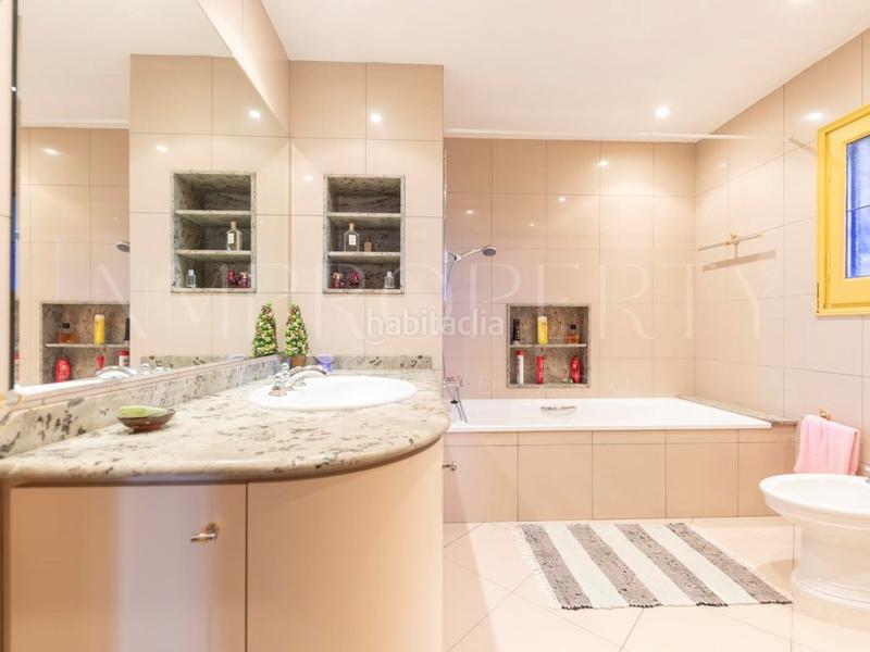 Foto a25d55a2-3794-46cf-bbf6-ecce8284cea5. Casa a avinguda del mas nou a Urbanitzacions Platja d´Aro