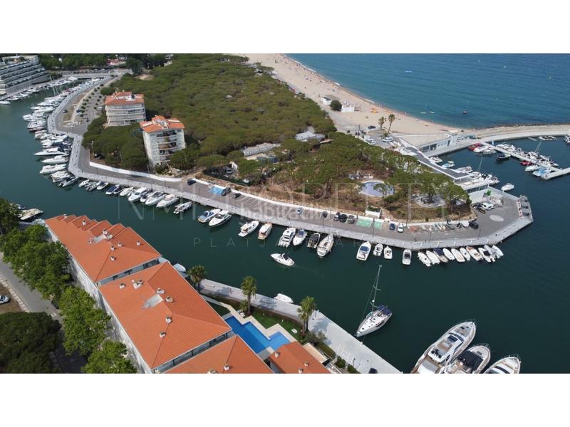 Foto 0dc12989-642e-4bbe-a008-9d991469f1ca. Apartament amb aparcament a Port d´Aro Platja d´Aro