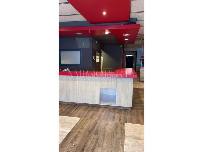 Foto 9a49cfe2-df05-4bc3-a486-d533ff9f603a. Rent business premise in Centre-Platja Platja d´Aro