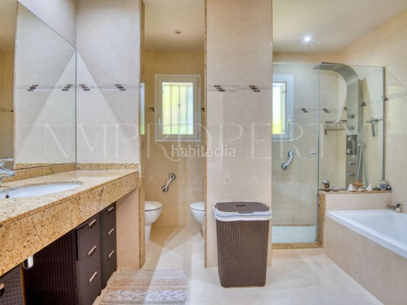 Foto 46ecfa48-fcd4-4933-b9cf-3c34c6c7b81e. Casa amb aparcament a Urbanitzacions del Nord Santa Cristina d´Aro