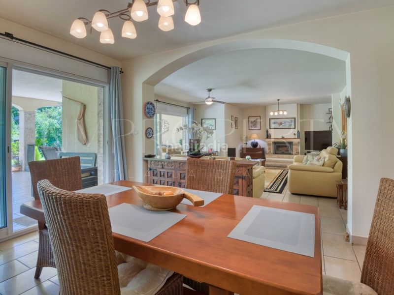 Foto bf6a312b-a778-4551-b84f-05379bbceed5. Casa amb aparcament a Urbanitzacions del Nord Santa Cristina d´Aro