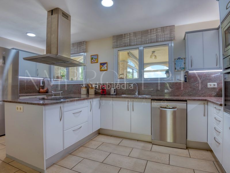 Foto c3cdb1fc-2cb8-472e-a6cf-63474a1baee6. Casa amb aparcament a Urbanitzacions del Nord Santa Cristina d´Aro