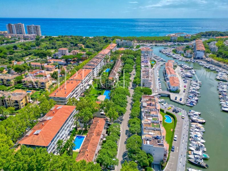 Foto 7e1303c5-01d8-4d23-ad87-8f3e77f57d70. Dachwohnung mit parking in Port d´Aro Platja d´Aro