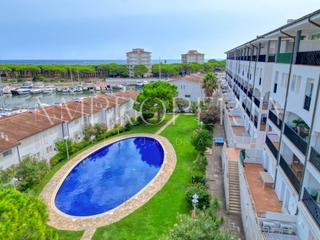Dúplex  N/a. Dúplex exclusivo en el puerto de platja daro luz, mar y eleganci