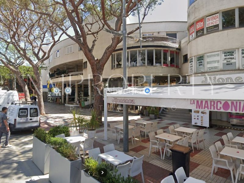 Foto 0b931bc6-6bd6-450d-b4ec-cc265cc53631. Affitto ufficio in Centre-Platja Platja d´Aro