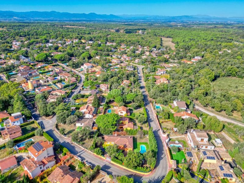 Foto cfb71456-1abb-45ab-92b3-0c56bd936a9c. Casa  en venta en can carbonell privacidad, comodidad y encanto en una sola planta en Caldes de Malavella