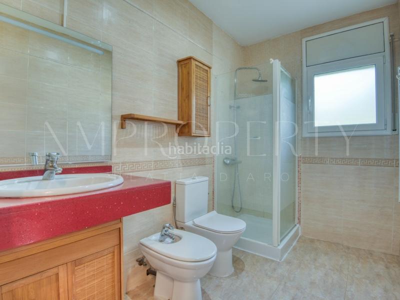 Foto d45e5a4c-a0dc-4a43-be6a-188cd0187f75. Casa  en venta en can carbonell privacidad, comodidad y encanto en una sola planta en Caldes de Malavella