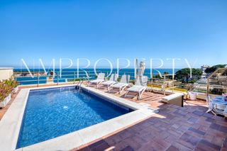 Affitto Attico in Volta de l´Ametller. Ático dúplex con piscina privada y vistas al mar en s’agaró