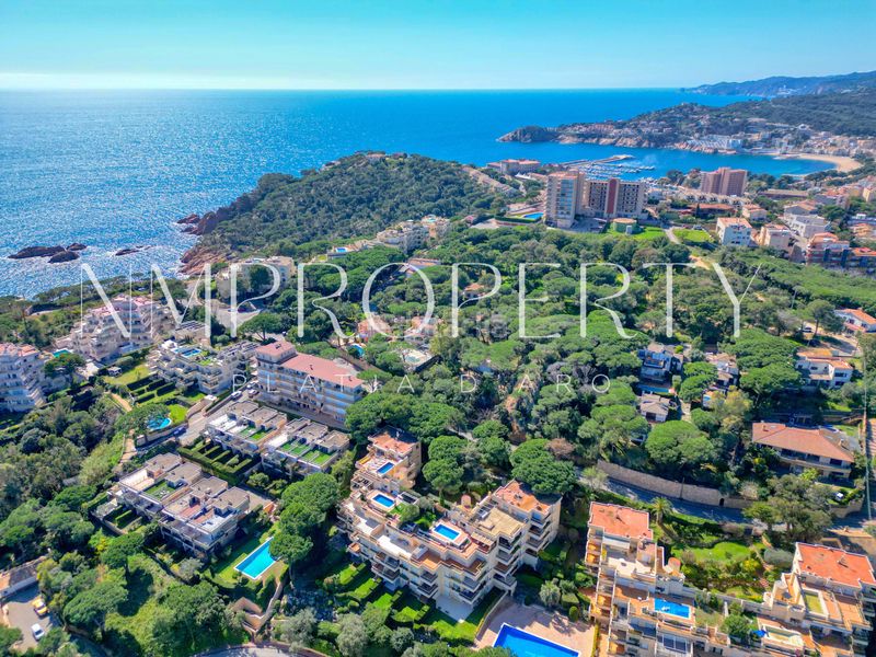 Foto 53f31727-1ffc-4838-8398-ef9e249a12b0. Alquiler ático  dúplex con piscina privada y vistas al mar en s’agaró en Sant Feliu de Guíxols