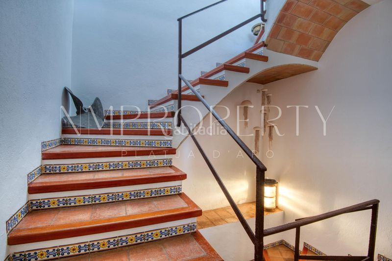 Foto b48c41a8-702f-4683-9afc-f473cc3fe174. Casa aparellada amb xemeneia a Aiguafreda-Sa Tuna Begur