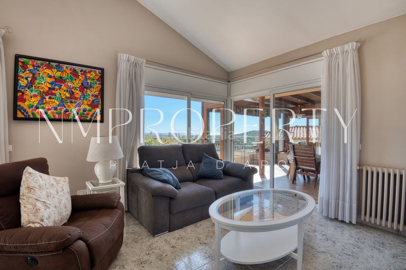 Foto a225e605-1d75-429f-841a-9a8c3efa478a. Chalet villa con piscina infinity y espectaculares vistas al mar a 5 minutos de platja d’aro en Platja d´Aro