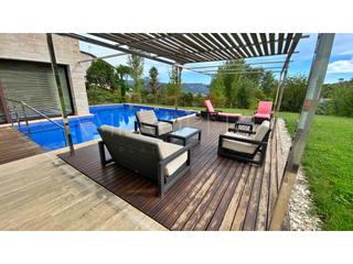 Xalet a Calle dels pirineus 207. Impresionante villa moderna ubicada en golf club costa brava