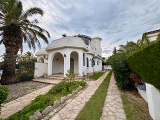 Casa bifamiliare in Pino Alto. Casa pareada a 200 metros del mar