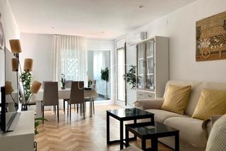 Flat  Avinguda de barcelona. A 150 metros del mar con licencia turística.