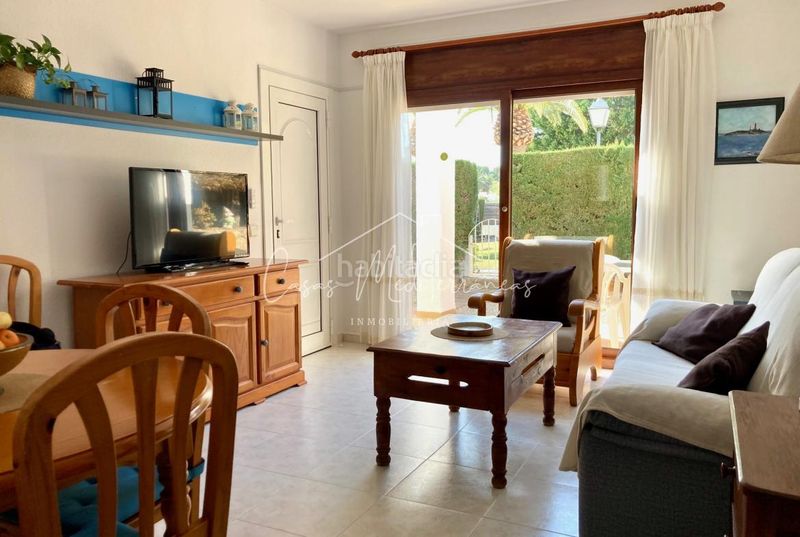 Foto a6bd612f-b063-47de-912b-3a57ffa2223d. Alquiler casa pareada en carrer del taix 2 casa pareada a 150 metros del mar. en Vandellòs i l´Hospitalet de l´Infant