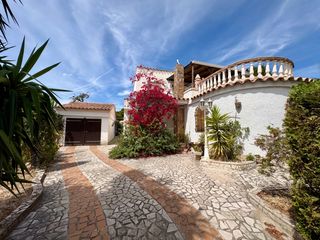 Chalet à Calafat. Chalet individual a 300m del mar