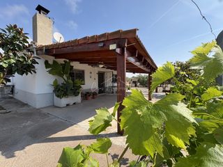 Country house  Carrer badajoz. Finca rústica con vivienda legalizada